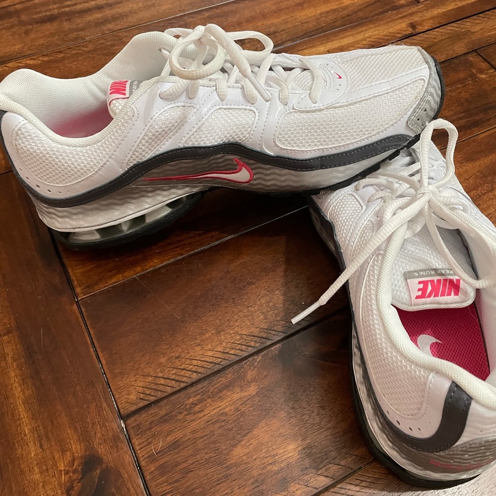 Nike REAX Run 5